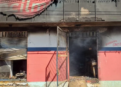 Comercial Francilmar ficou totalmente destruído
