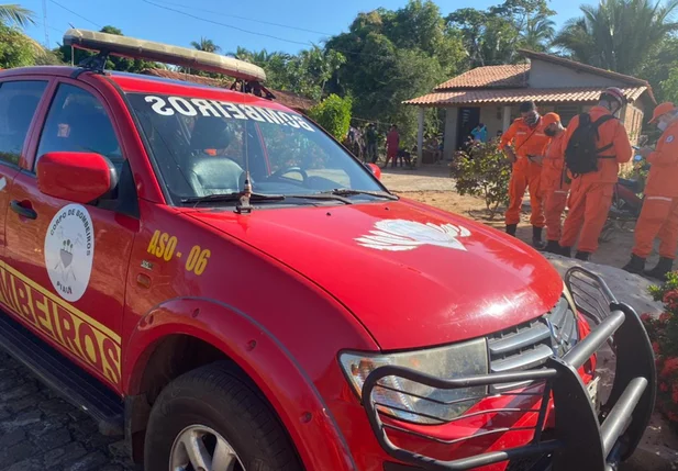 Corpo de Bombeiros no local da ocorrência