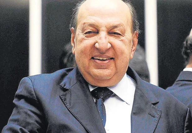 Deputado federal por dez mandatos, Simão Sessim, 85, morre no Rio