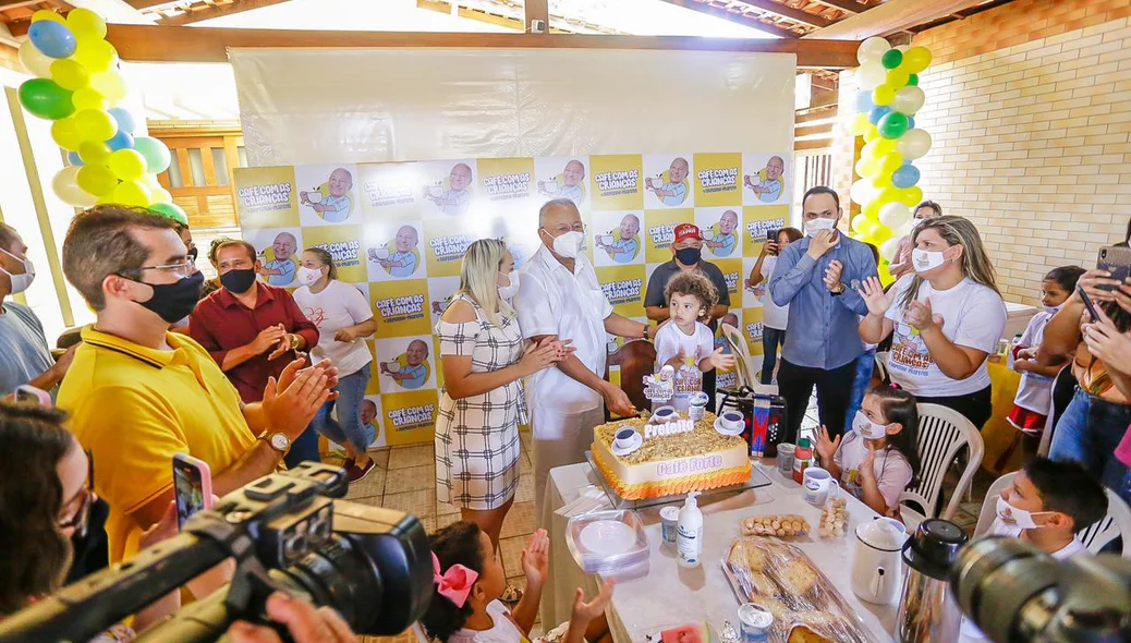 Dr. Pessoa comemora aniversário com crianças