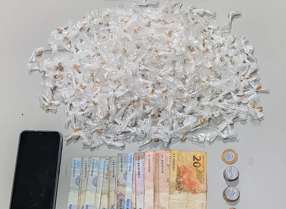 Droga apreendida pela PM