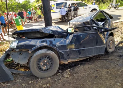 Duas pessoas morrem após carro bater em árvore na cidade de Uruçuí
