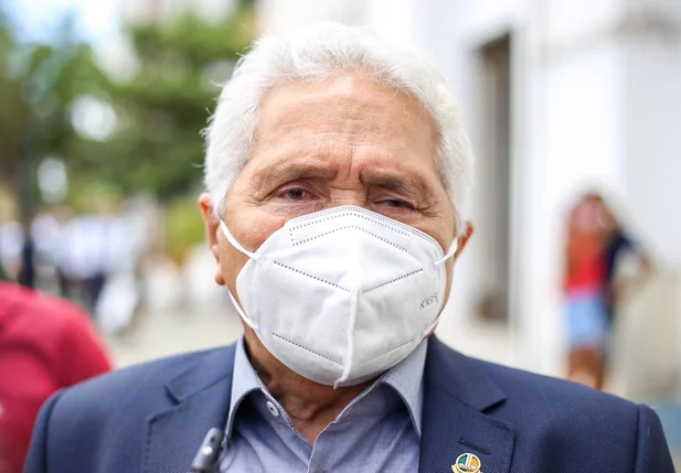 Elmano Férrer