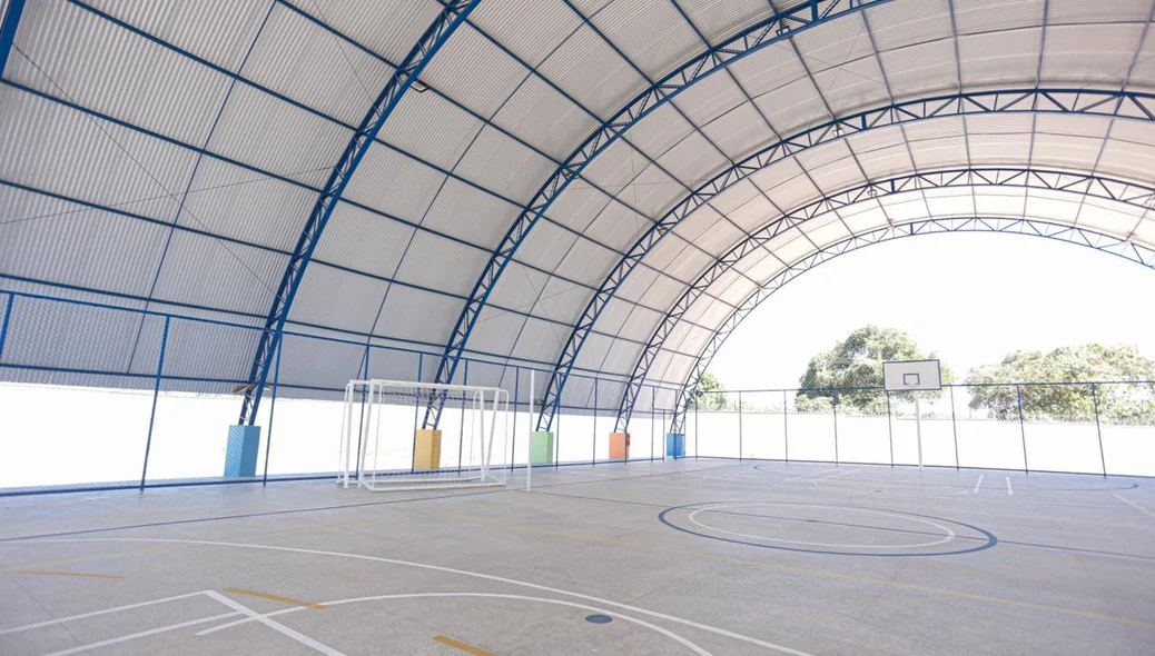 Quadra da Escola Municipal Professora Ana Vitória de Carvalho
