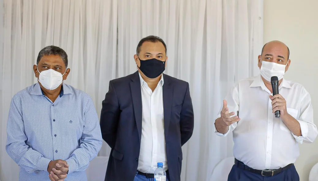 Evaldo Gomes esteve presente na filiação