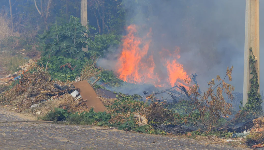 Incêndio no loteamento Orgmar Monteiro, Planalto Uruguai
