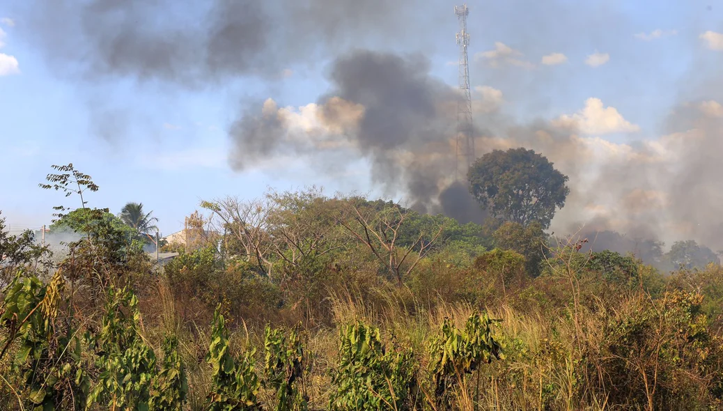 Incêndio no loteamento Orgmar Monteiro, zona Leste de Teresina