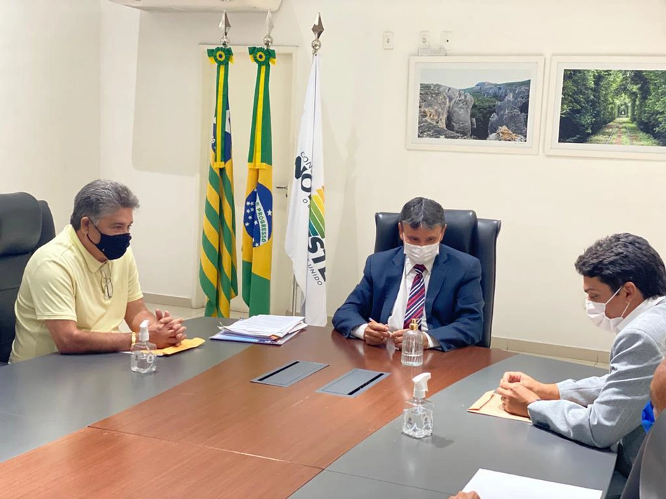 Joaão Mádison e Wellington Dias com prefeito Bruno Neto