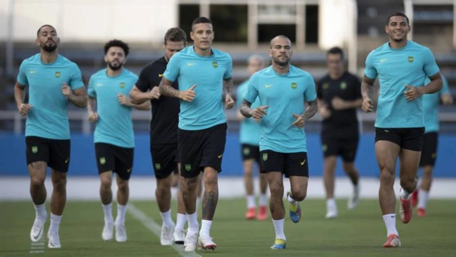 Jogadores da seleção brasileira em campo