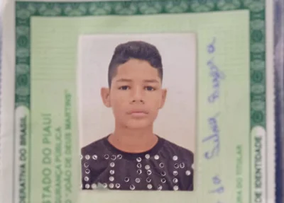 Jovem baleado na porta de casa