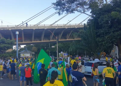 Manifestantes realizam ato em Teresina a favor do voto impresso