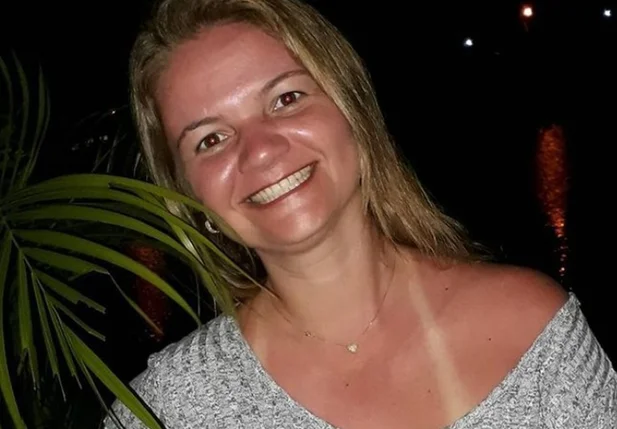 Mônica Santos Rocha Sobral