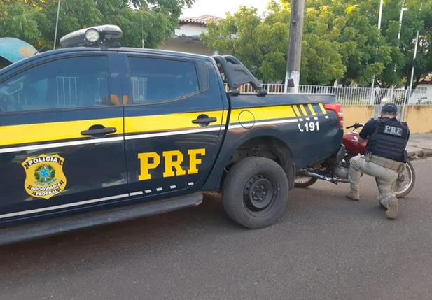 Moto recuperada pela PRF