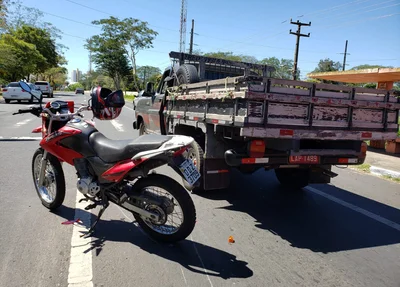 Motociclista sofre acidente na João XXIII