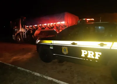 Motorista é preso com caminhão roubado em São João da Fronteira
