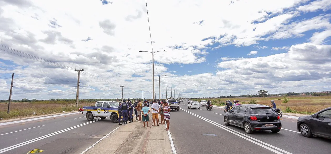 O acidente aconteceu na Avenida Poti Velho