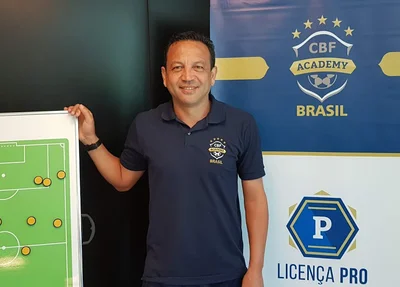 Paulinho Kobayashi retorna para o Altos
