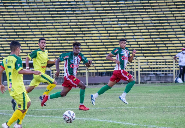 Picos e Fluminense pelo Campeonato Sub-20