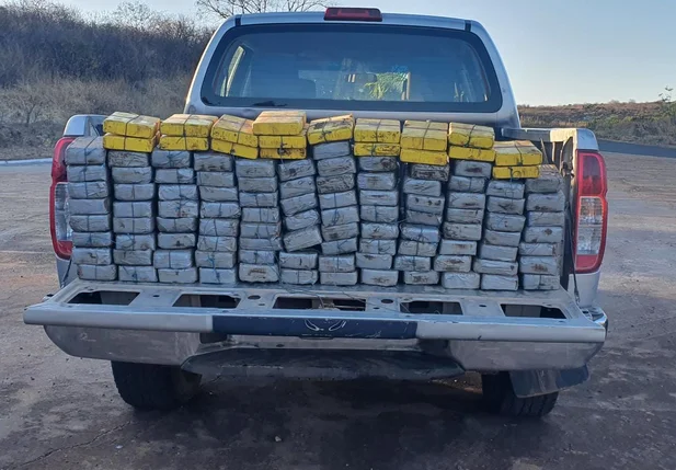 PM apreende cocaína avaliada em R$ 12 milhões em Simplício Mendes
