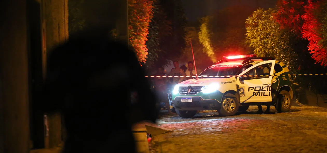 Polícia Militar no local
