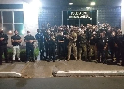 Policiais da Operação Cerco Fechado II