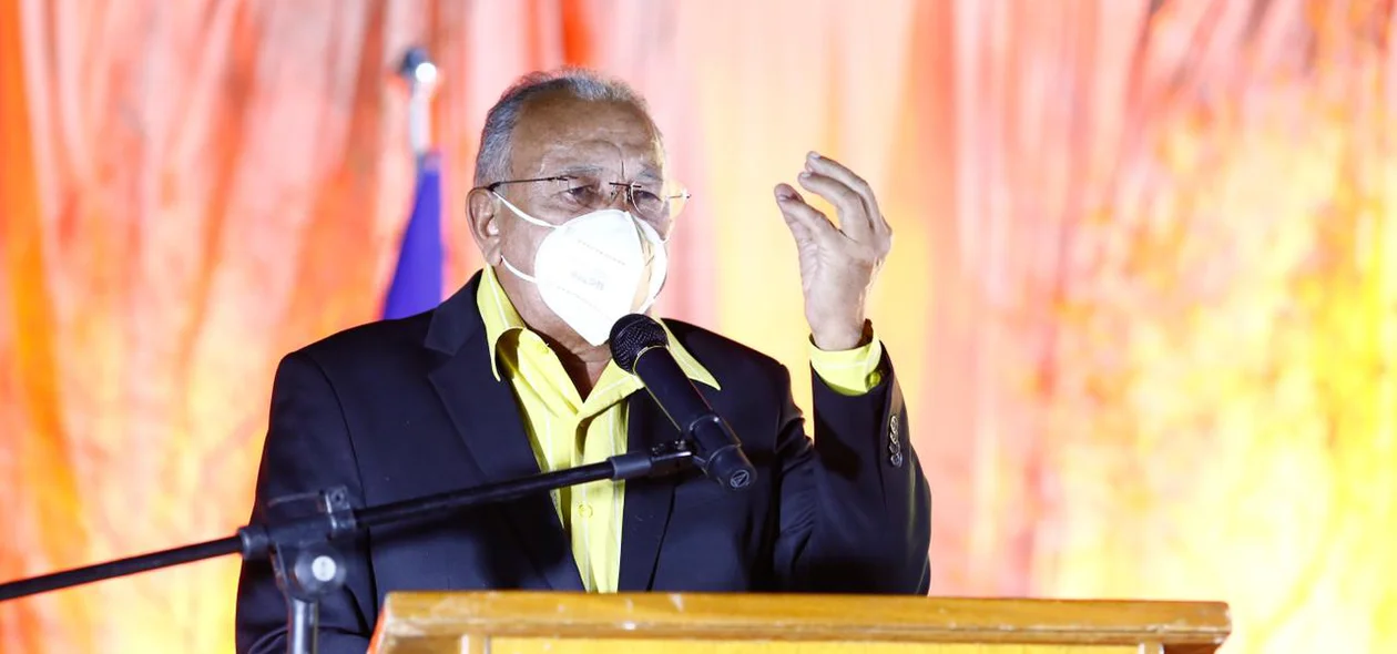 Prefeito Dr. Pessoa discursando