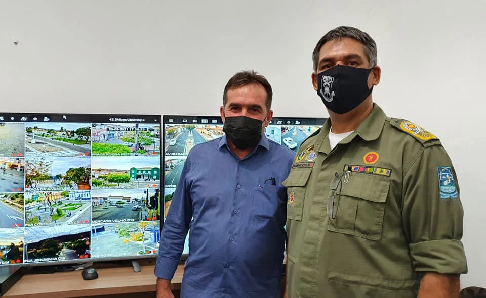 Prefeito Zé Raimundo e o comandante Lindomar Castilho