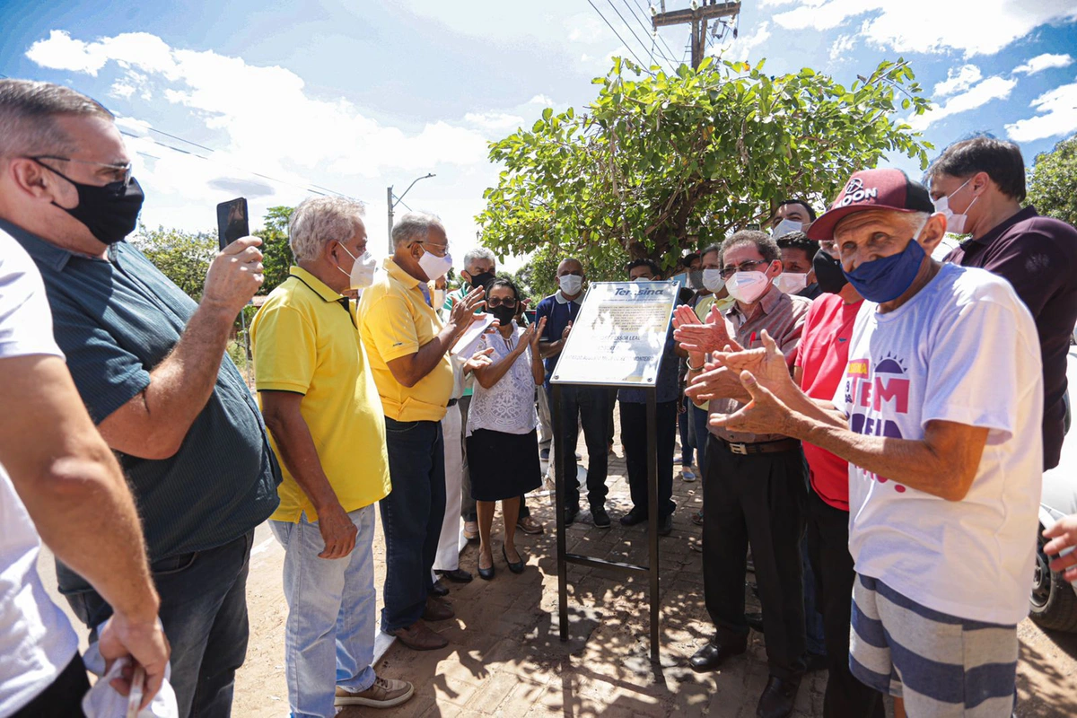 Prefeitura inaugura pavimentação no povoado Boa Hora