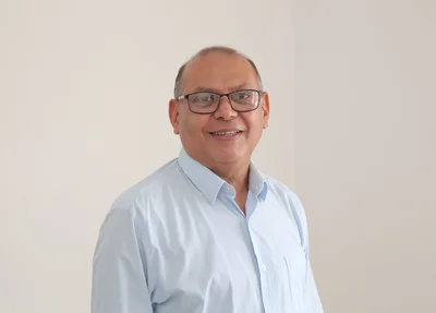 Professor Paulo Borges