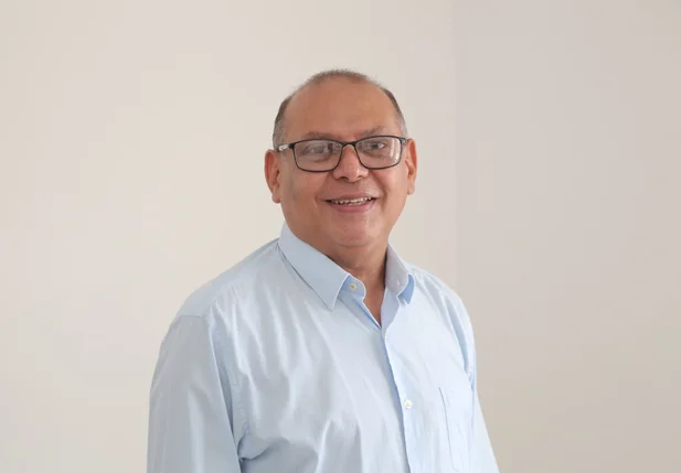 Professor Paulo Borges