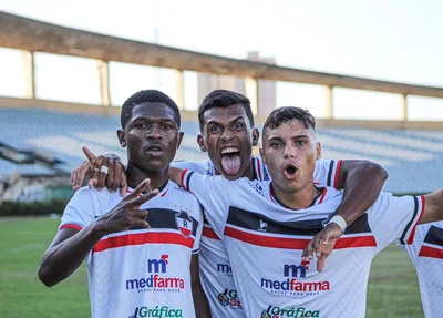 River venceu o clássico contra o Flamengo por 2 a 1