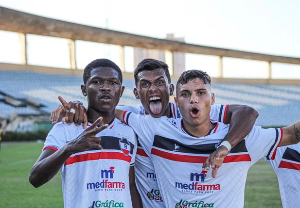 River venceu o clássico contra o Flamengo por 2 a 1