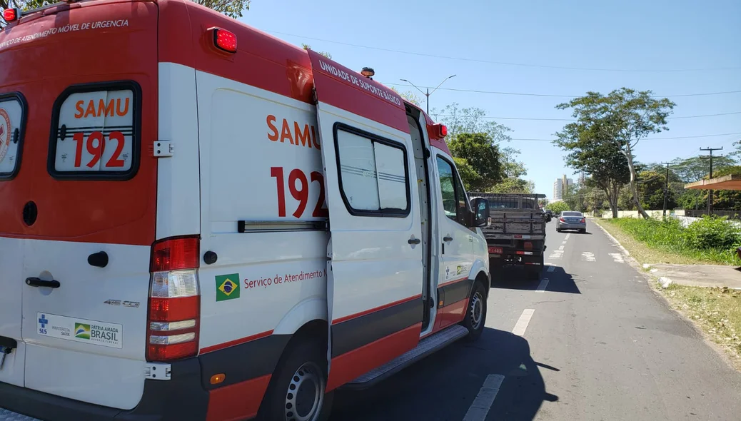 Samu realizou o atendimento ao motociclista
