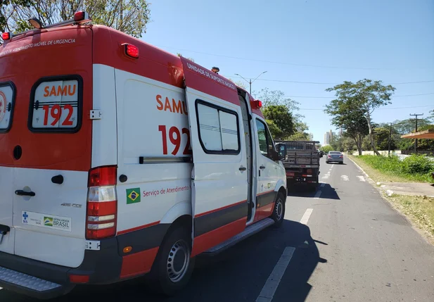 Samu realizou o atendimento ao motociclista