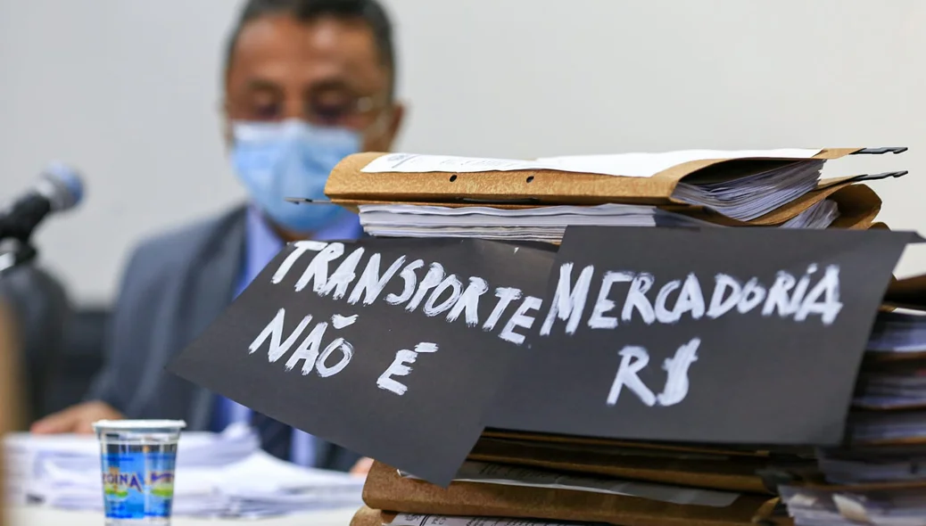 "Transporte não é mercadoria"
