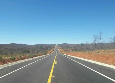 Trecho pavimentado da BR 235
