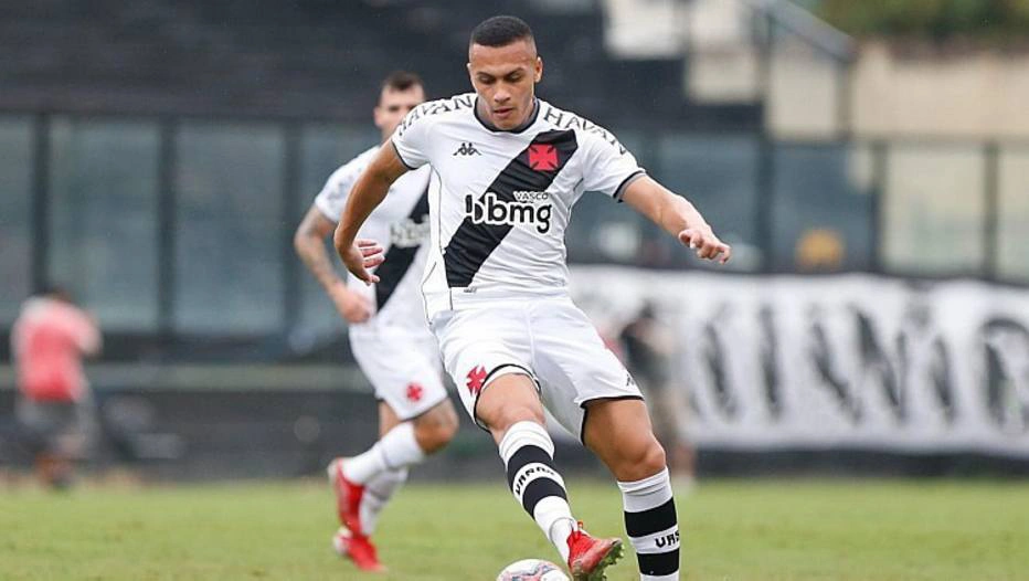 Vasco derrota a Ponte em São Januário