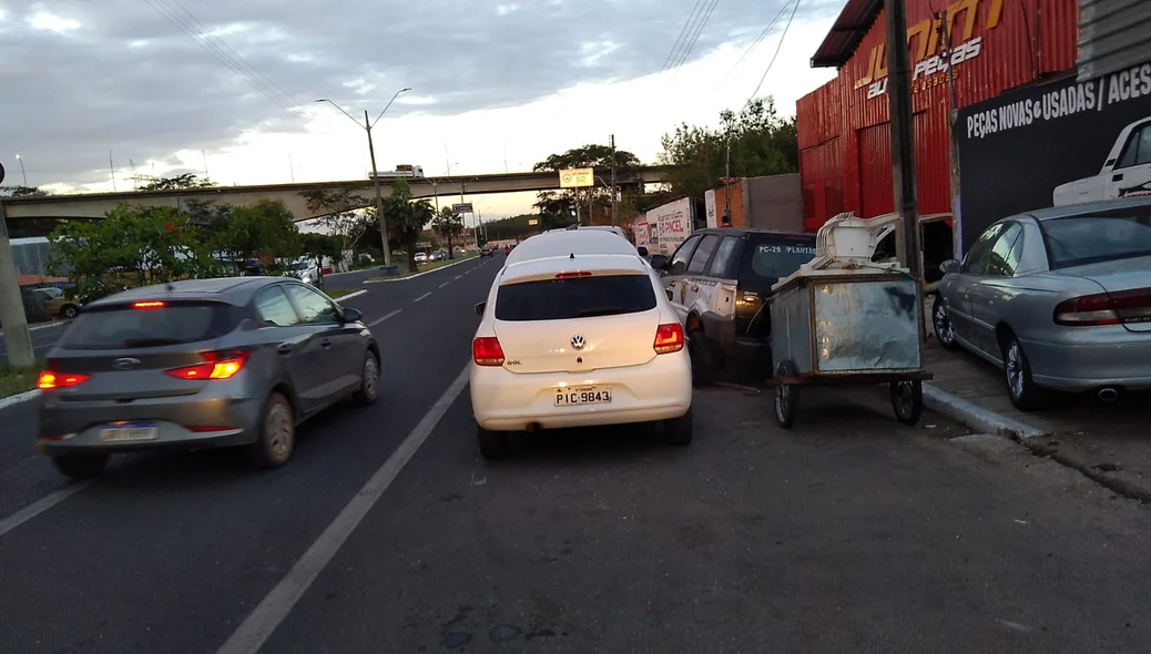 Veículo apreendido durante ação da POLINTER