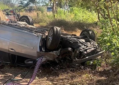 Veículo do secretário de Governo Bento Viana ficou destruído