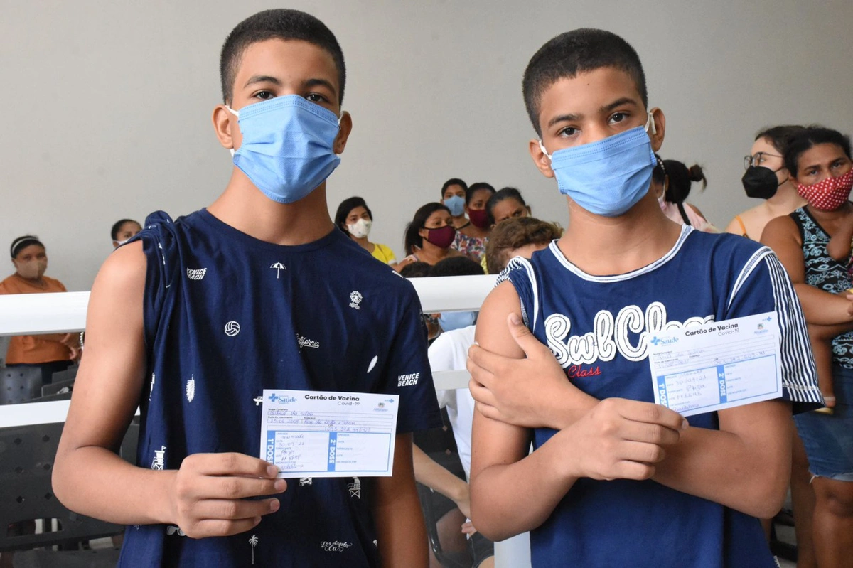 Amarante vacina adolescentes com idade entre 12 e 13 anos