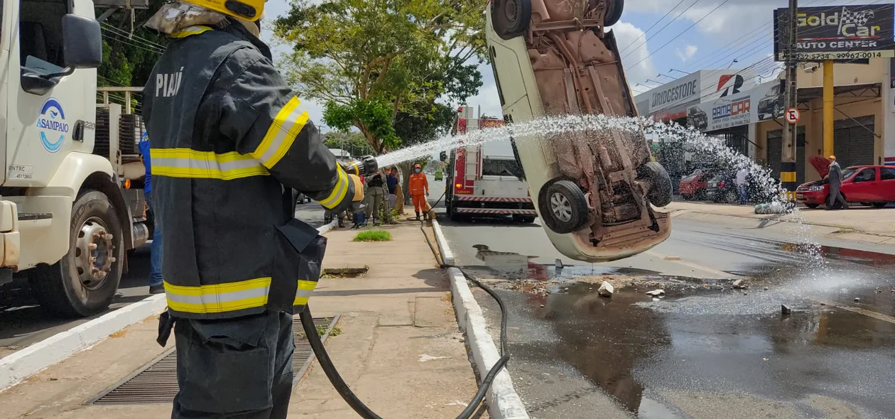 Bombeiros foram acionados