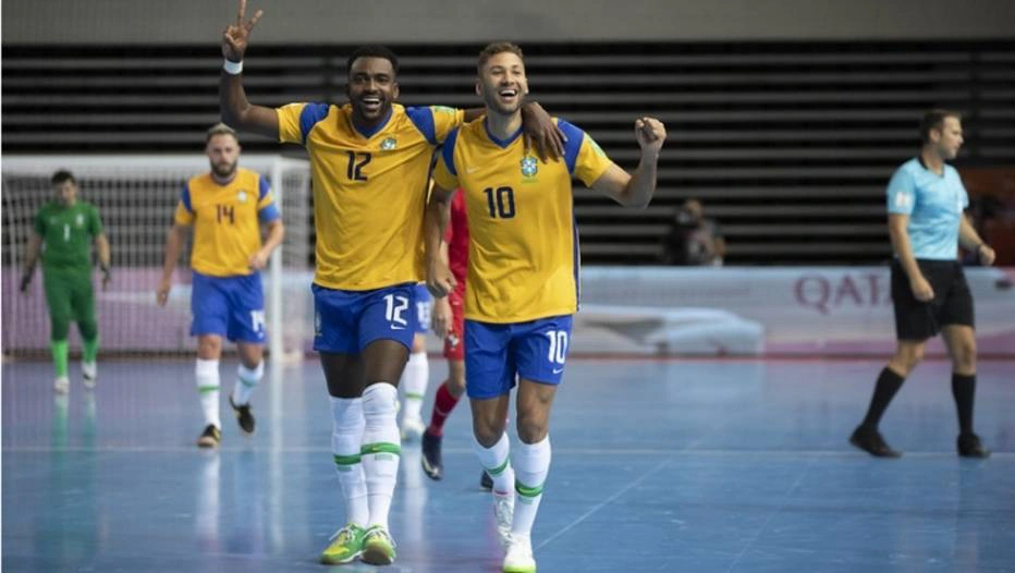 Brasil goleia Panamá na Copa do Mundo de Futsal