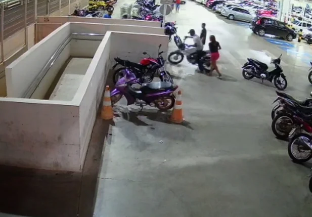 Câmera flagrou a ação criminosa