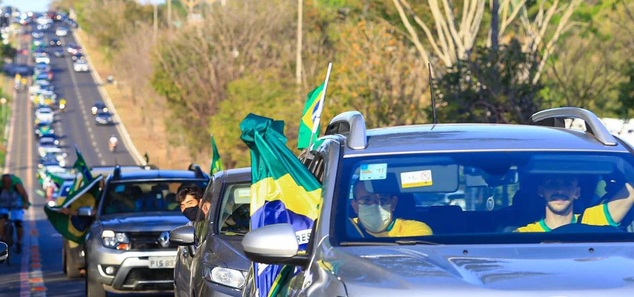 Carreata pró-Bolsonaro