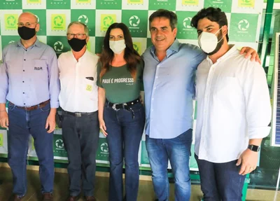 Ciro Nogueira e Iracema Portella com membros da Aprosoja