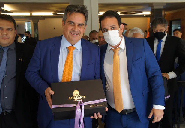 Ciro Nogueira e o prefeito Diego Teixeira