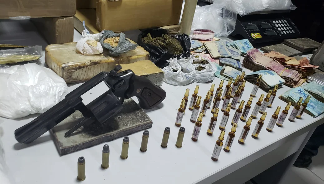 DEPRE também aprendeu armas