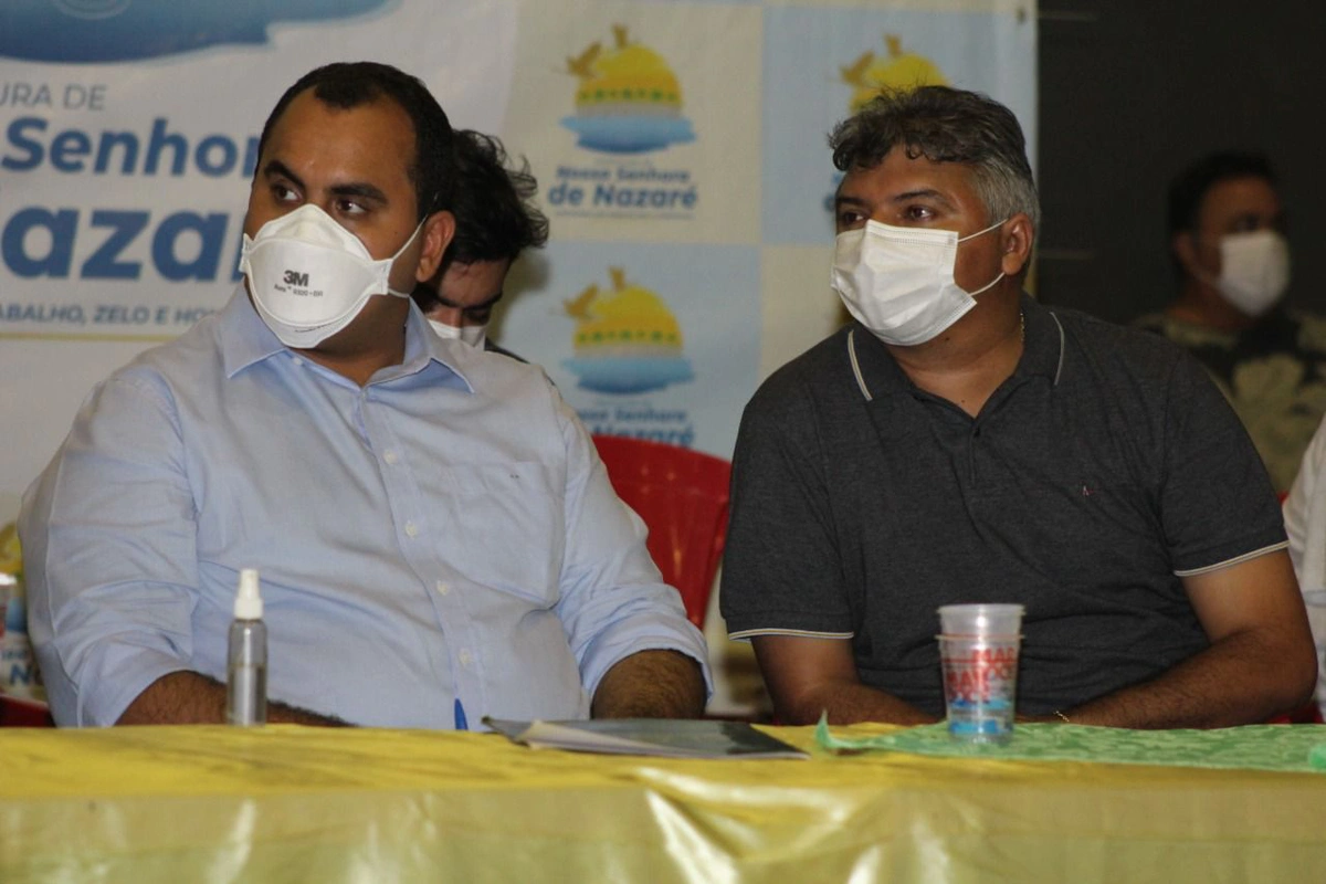 Deputado Georgiano Neto ao lado do prefeito Zé Henrique