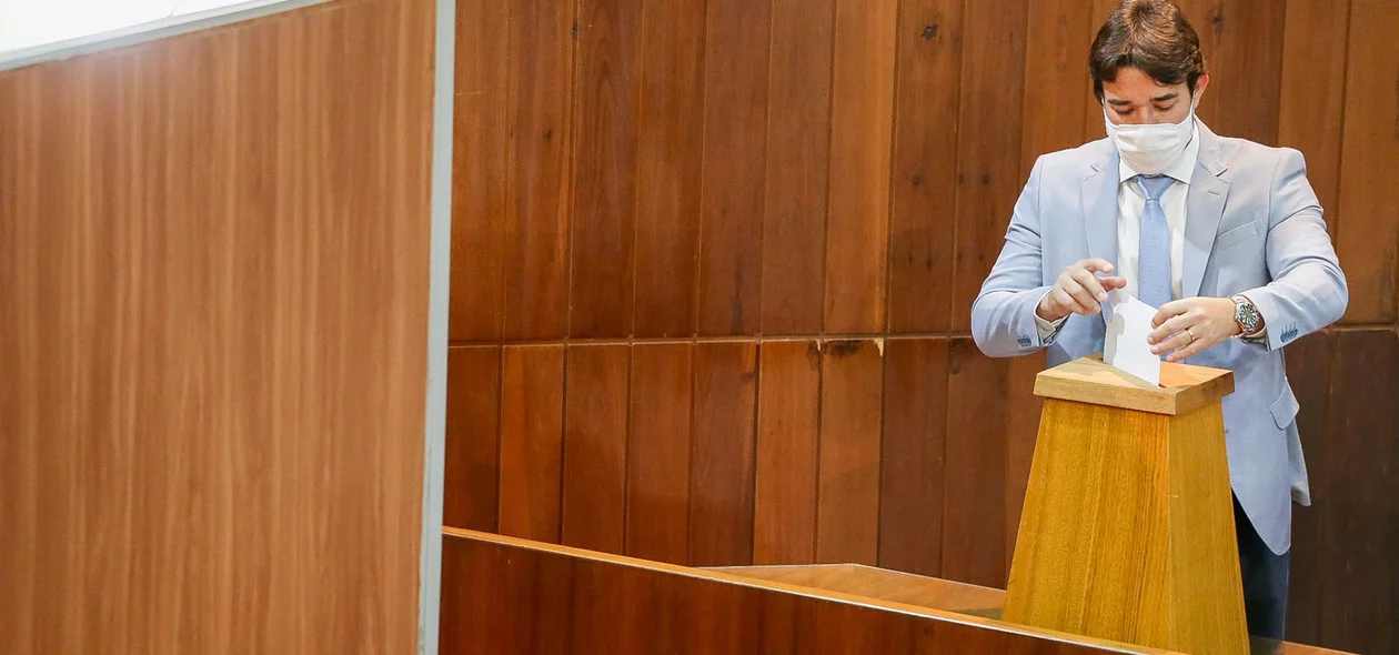 Deputado Marden Menezes