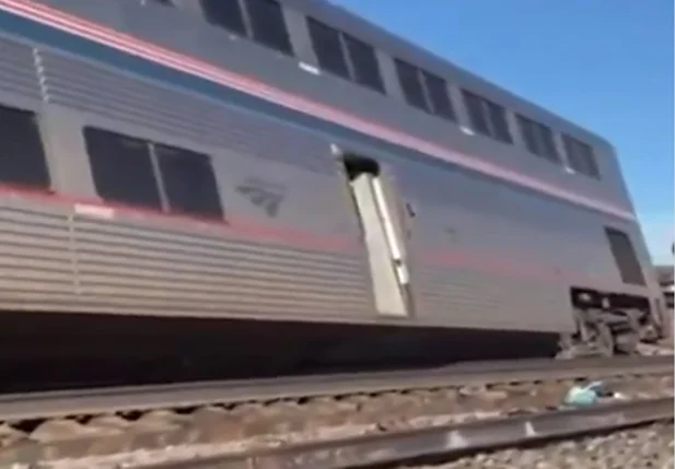 Descarrilamento de trem deixa ao menos três mortos nos EUA